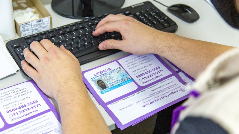 DETUVIERON A ESTAFADOR QUE PROMETIA LICENCIAS DE CONDUCIR SIN TRÁMITES