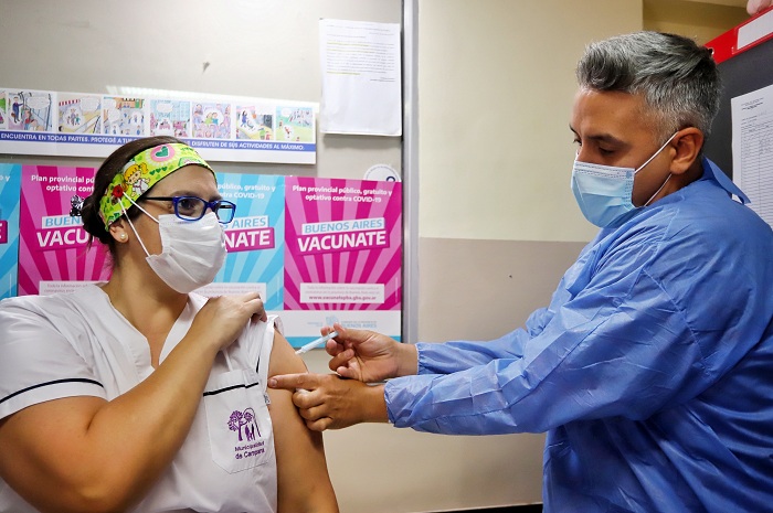 COMIENZA LA VACUNACIÓN A MAYORES DE 40 AÑOS CON ENFERMEDADES PREEXISTENTES