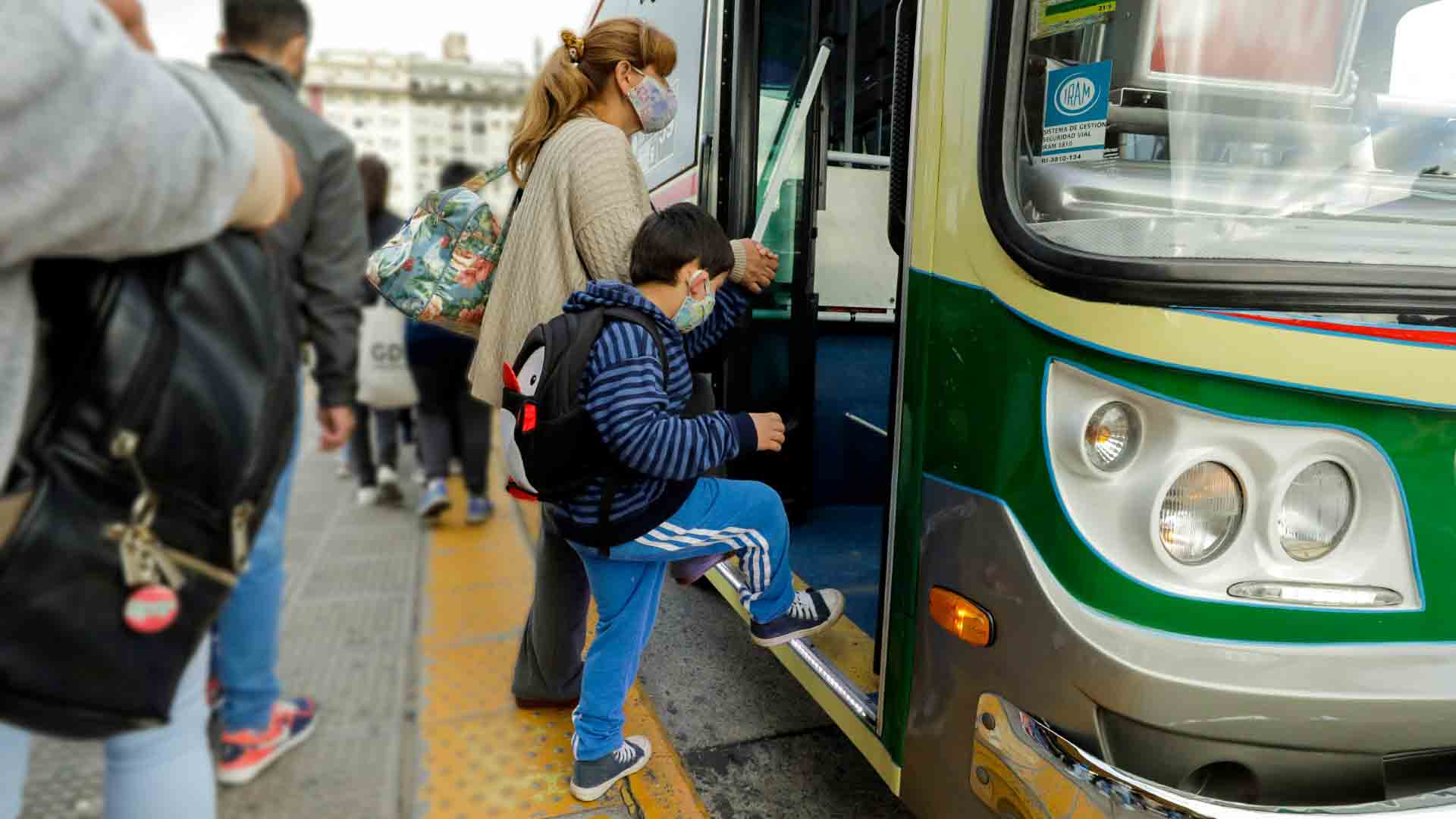 SI SOS ESTUDIANTE, VIAJÁS GRATIS