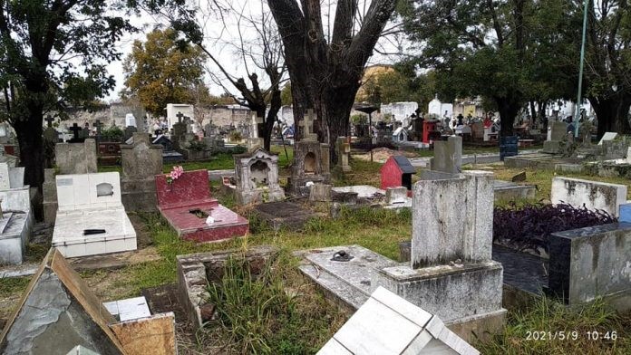 Cementerio-Ezpeleta-3-696×392