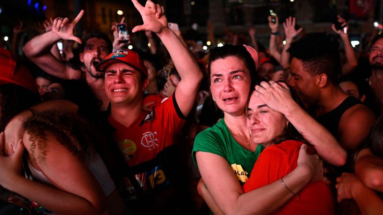 TRIUNFÓ LULA Y NACE UNA ESPERANZA