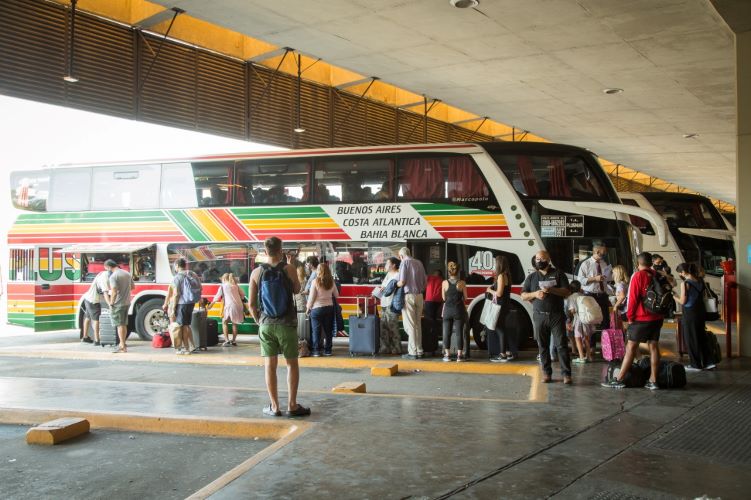 AÑO NUEVO: Se trasladan para festejarlo 345 mil personas