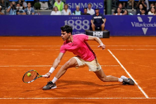CARLOS ALCARAZ, CLASIFICADO A SU PRIMERA FINAL DEL AÑO EN EL ARGENTINA OPEN