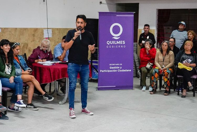 VILLA LA FLORIDA: FUNCIONARIOS JUNTO A VECINOS Y VECINAS