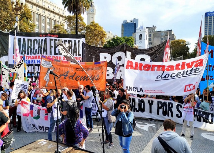 MULTICOLOR: SEGUNDO DÍA DE PARO DOCENTE