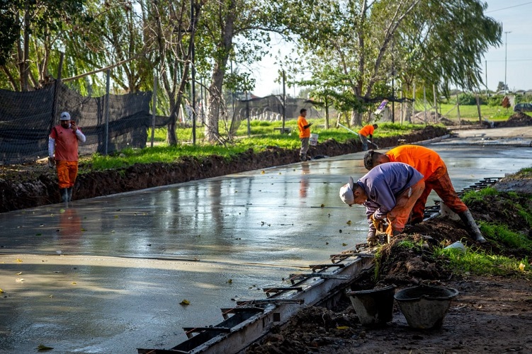 REPAVIMENTACIÓN DE LA AVENIDA FERROCARRIL PROVINCIAL EN SOLANO