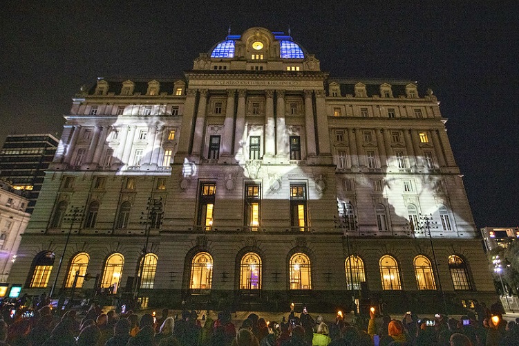 A 50 AÑOS DEL GOLPE EN CHILE UN EMOTIVO HOMENAJE EN EL CCK