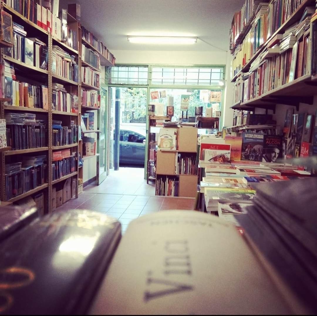 EN ALMAGRO, UNA LIBRERÍA LUMINOSA