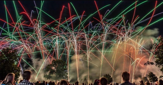 CAEFA: QUINTA CAMPAÑA DE FUEGOS ARTIFICIALES AMIGABLES