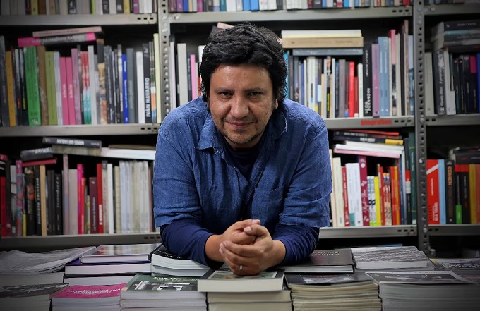 ALEJANDRO ZAMBRA: LA NOVELA MÁS HERMOSA